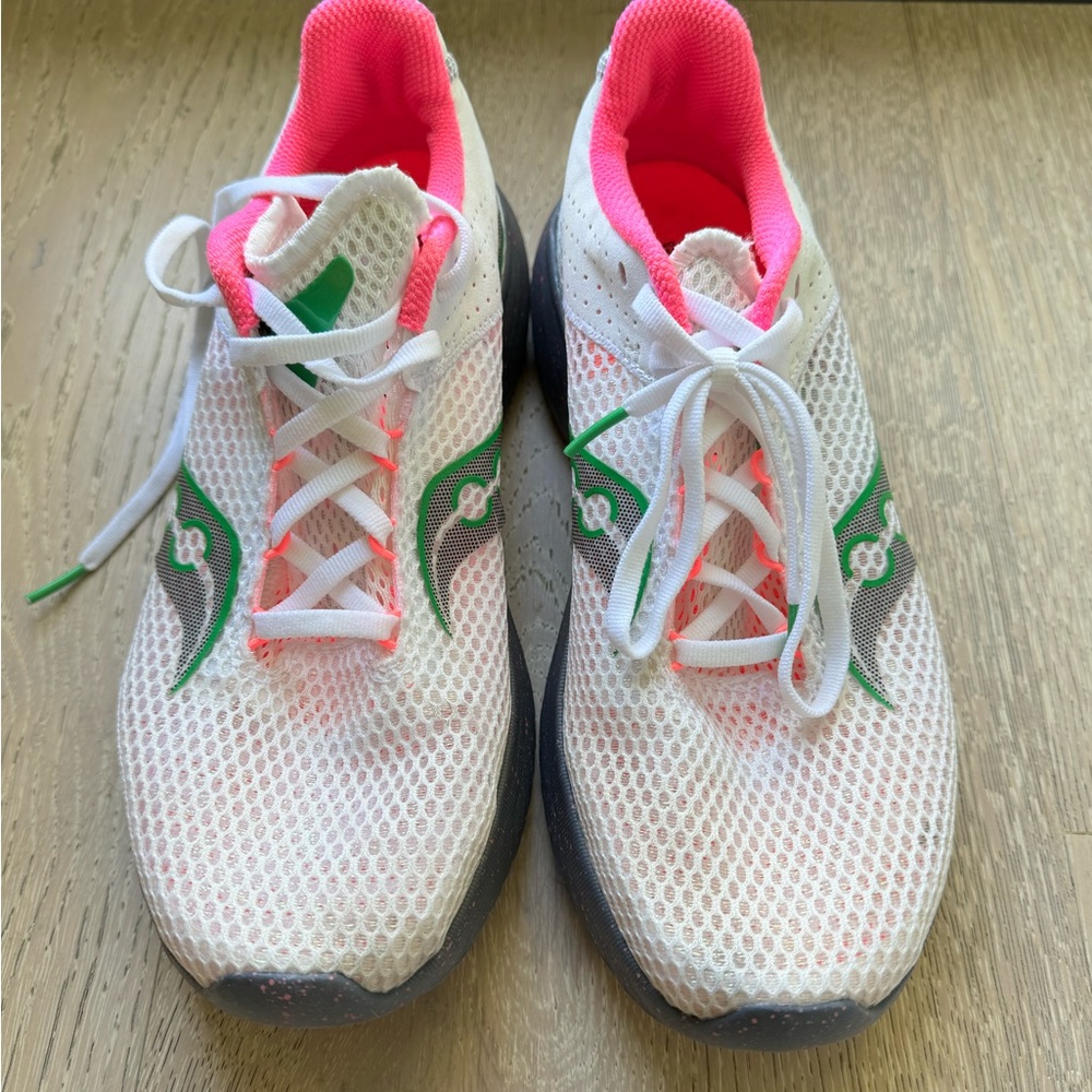 Saucony Kinvara size 9